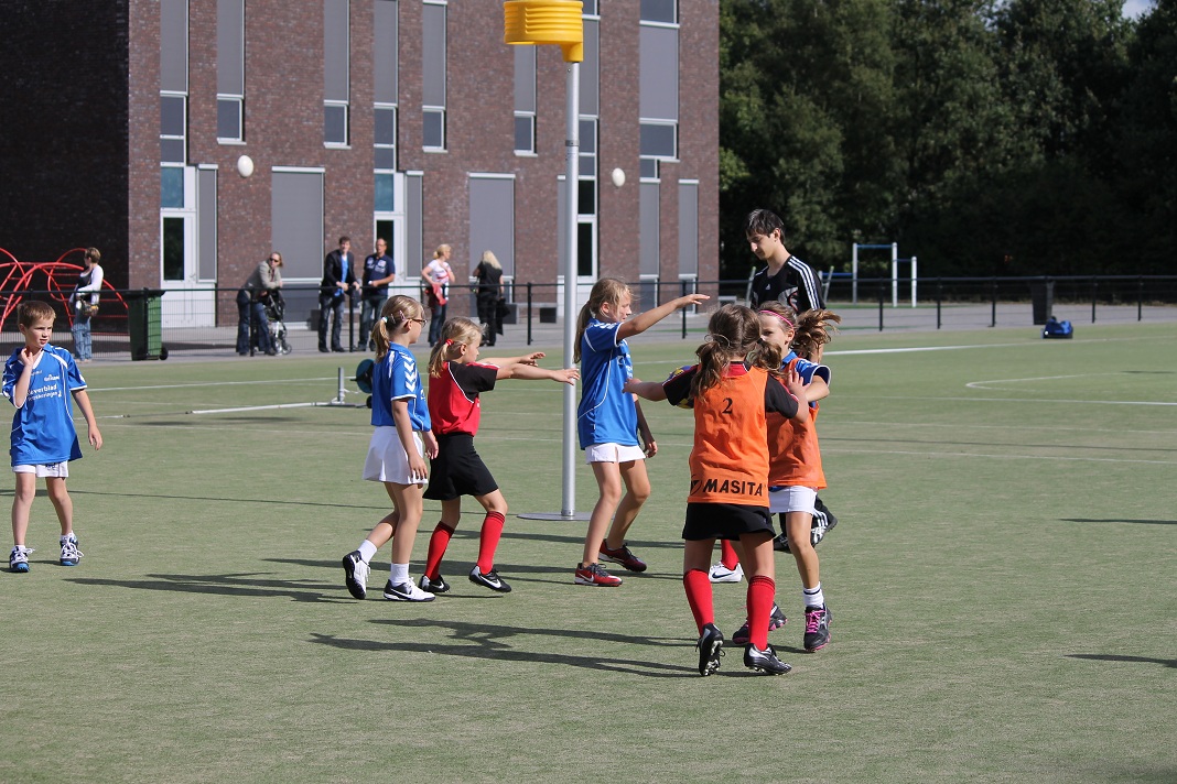 Wedstrijd 1 E2 184.JPG